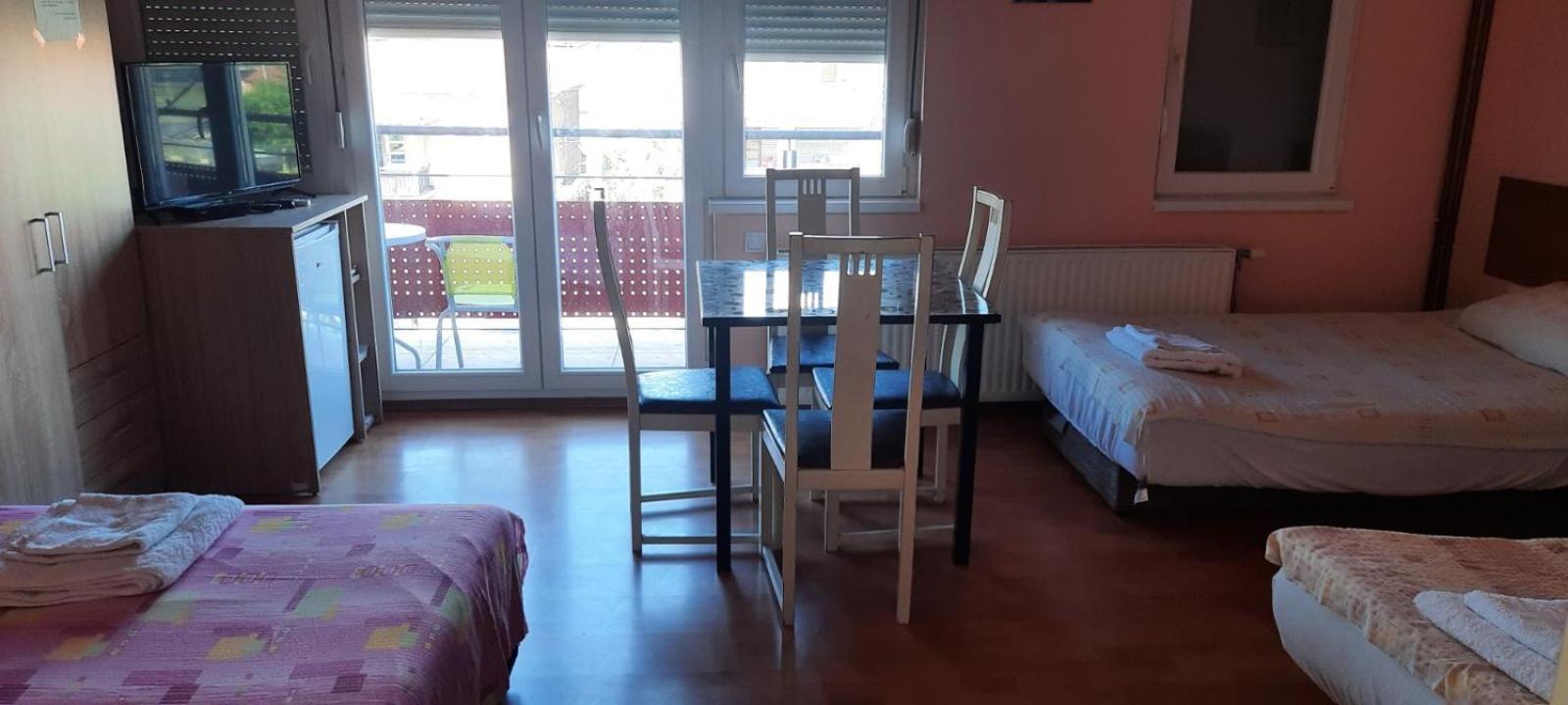 Guest House Trajkovic Jagodina Exterior photo